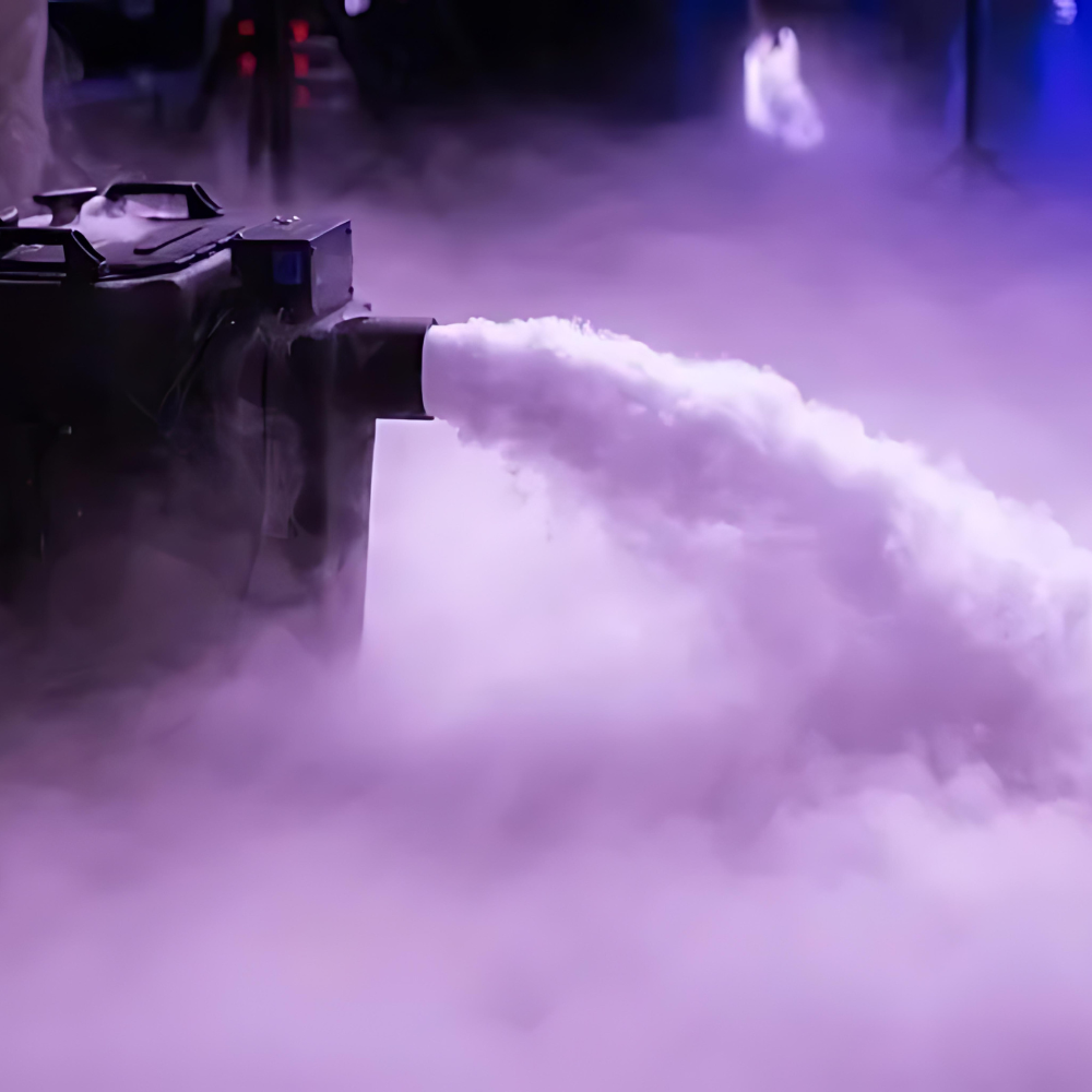 Smoke Machine 2 - Dry Ice